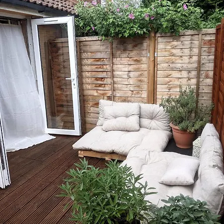 Garden Studio Annex W/Free Parking Hemel Hempstead Exterior foto